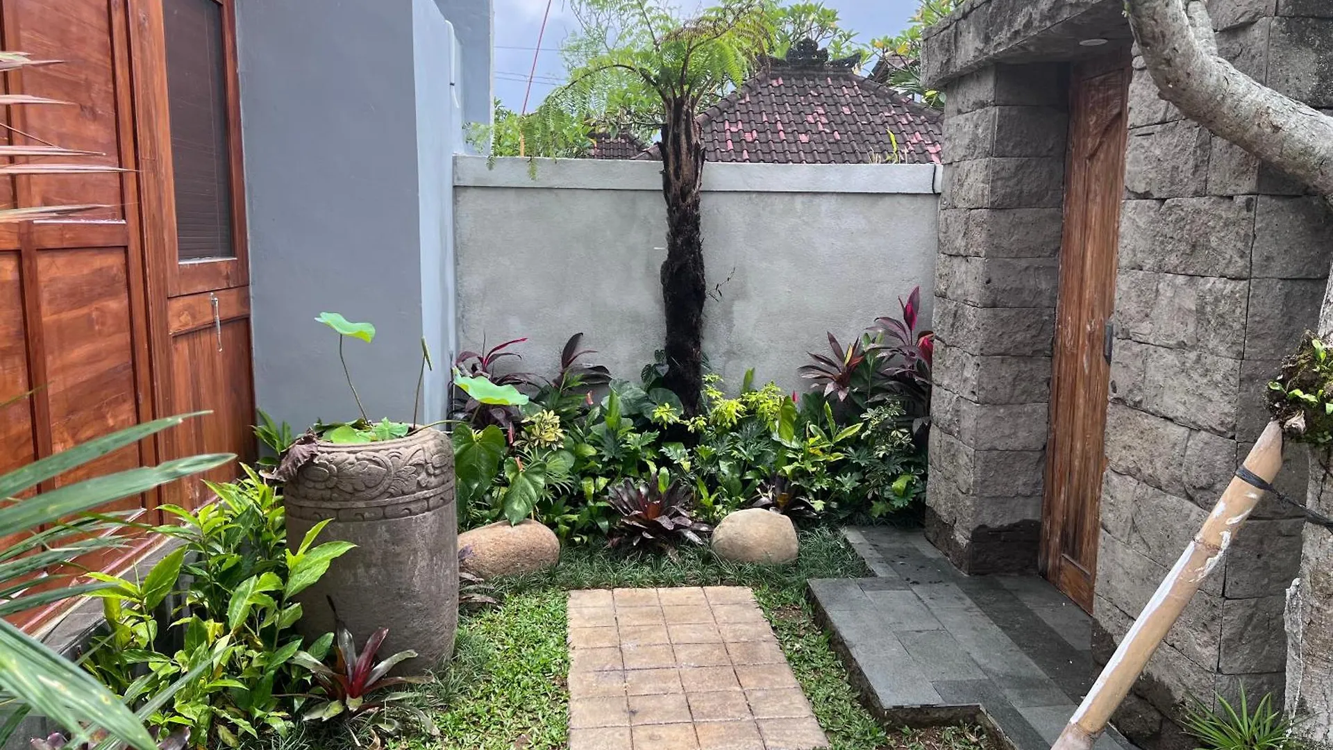 Bale Bali Wooden House Villa Ubud  Indonesia