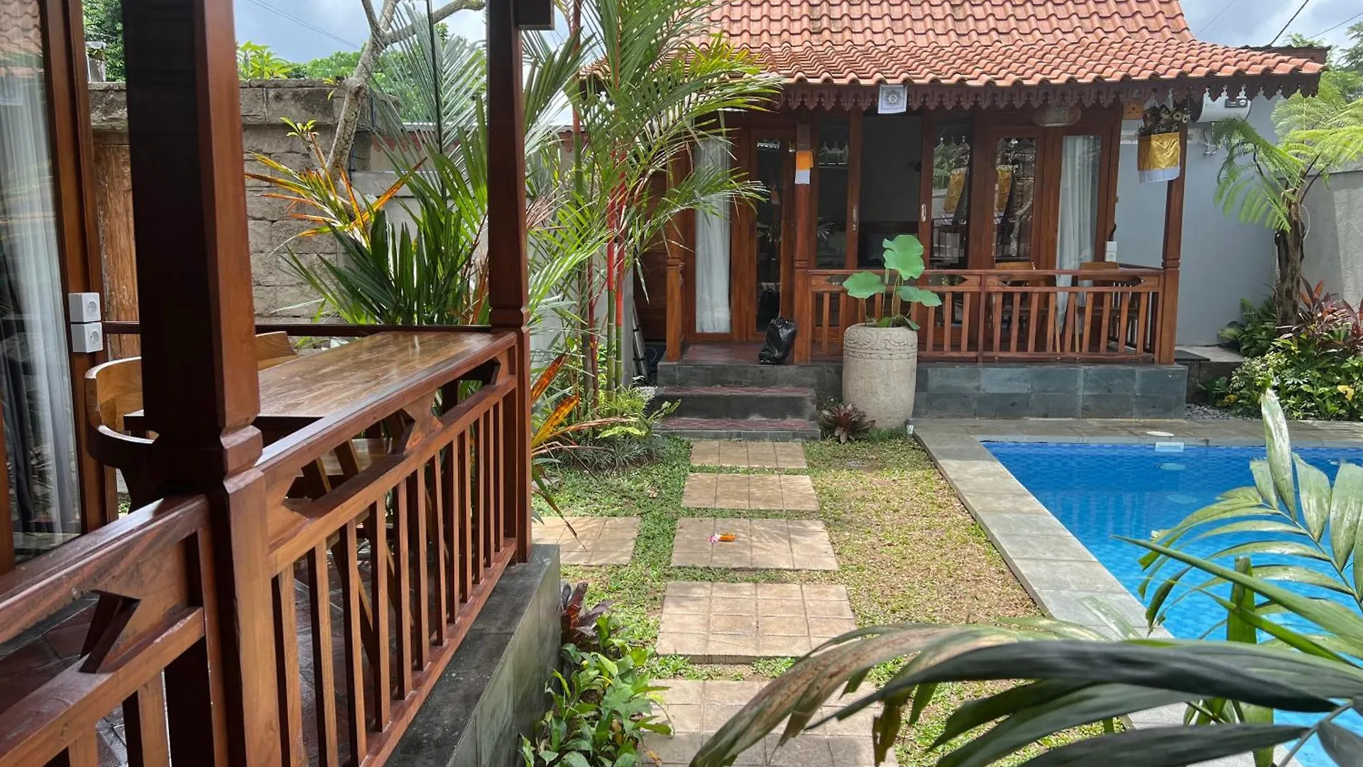 Bale Bali Wooden House Villa Ubud   Ubud (Bali)
