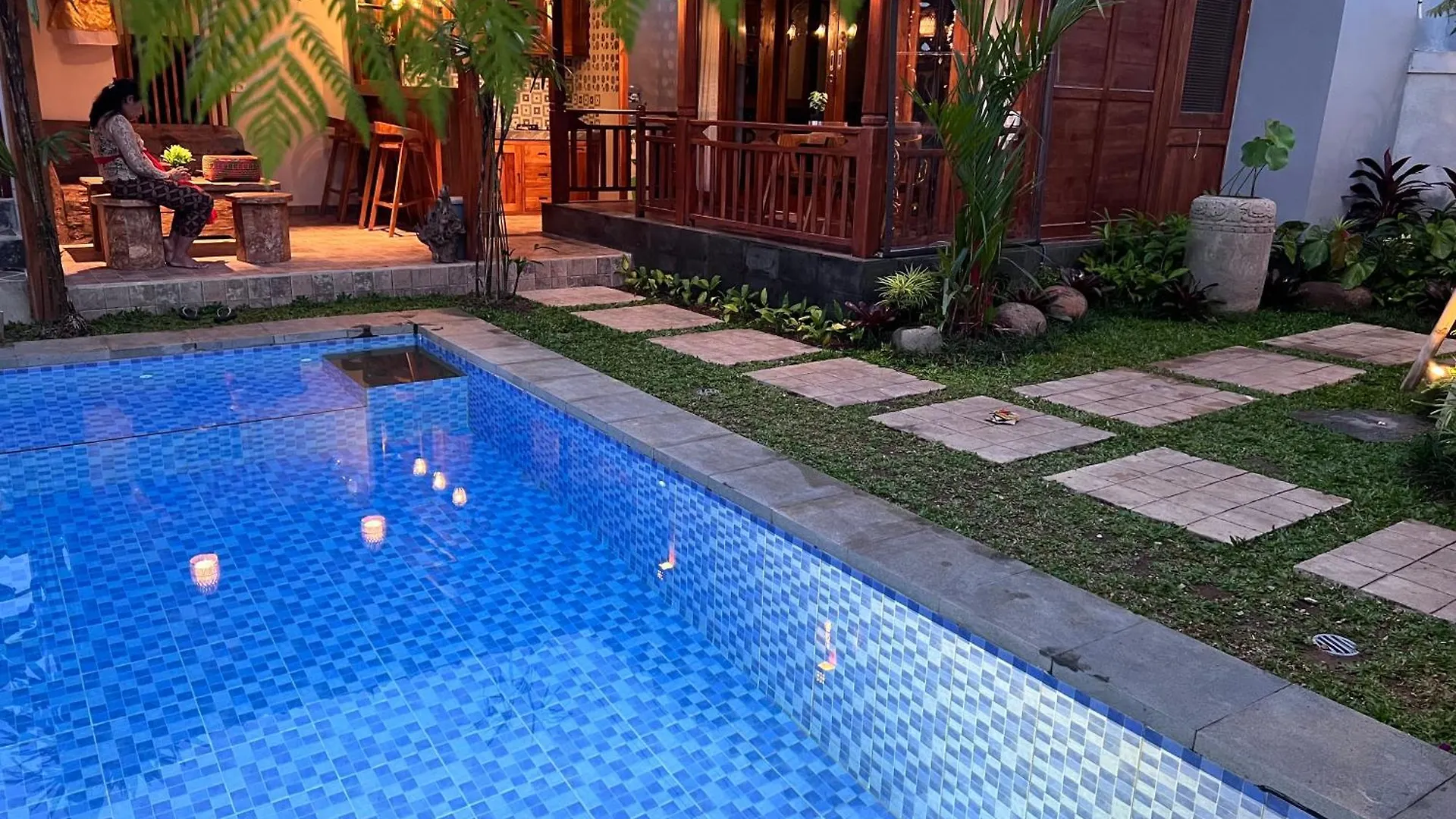 Bale Bali Wooden House Villa Ubud   Ubud (Bali)